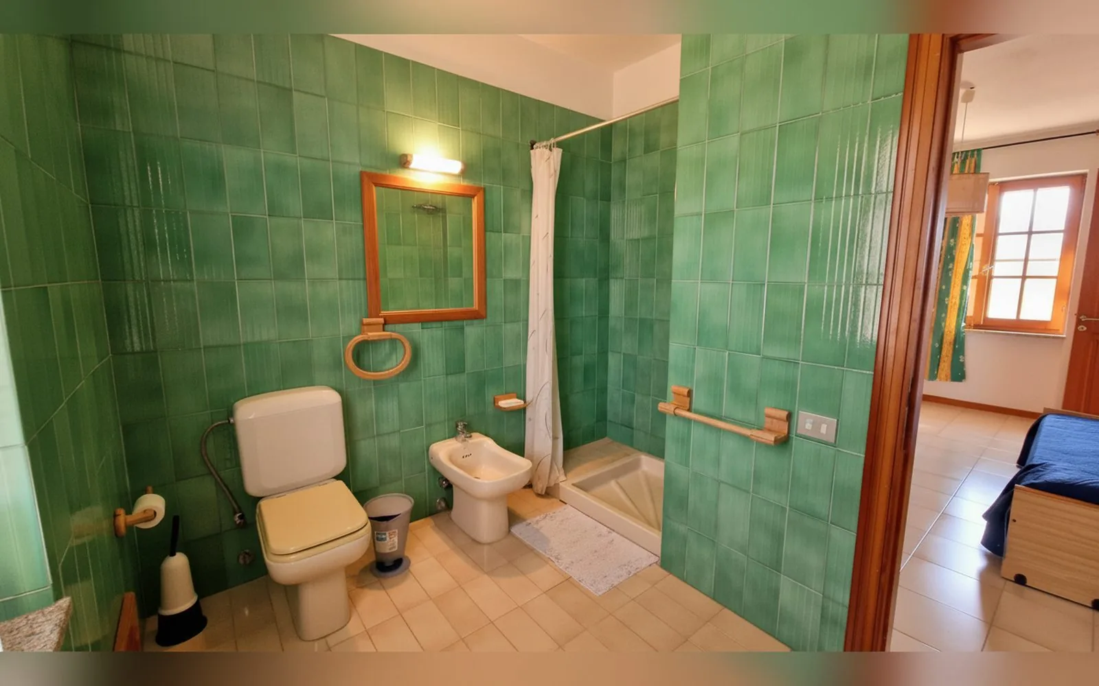 Villa Jolies, 