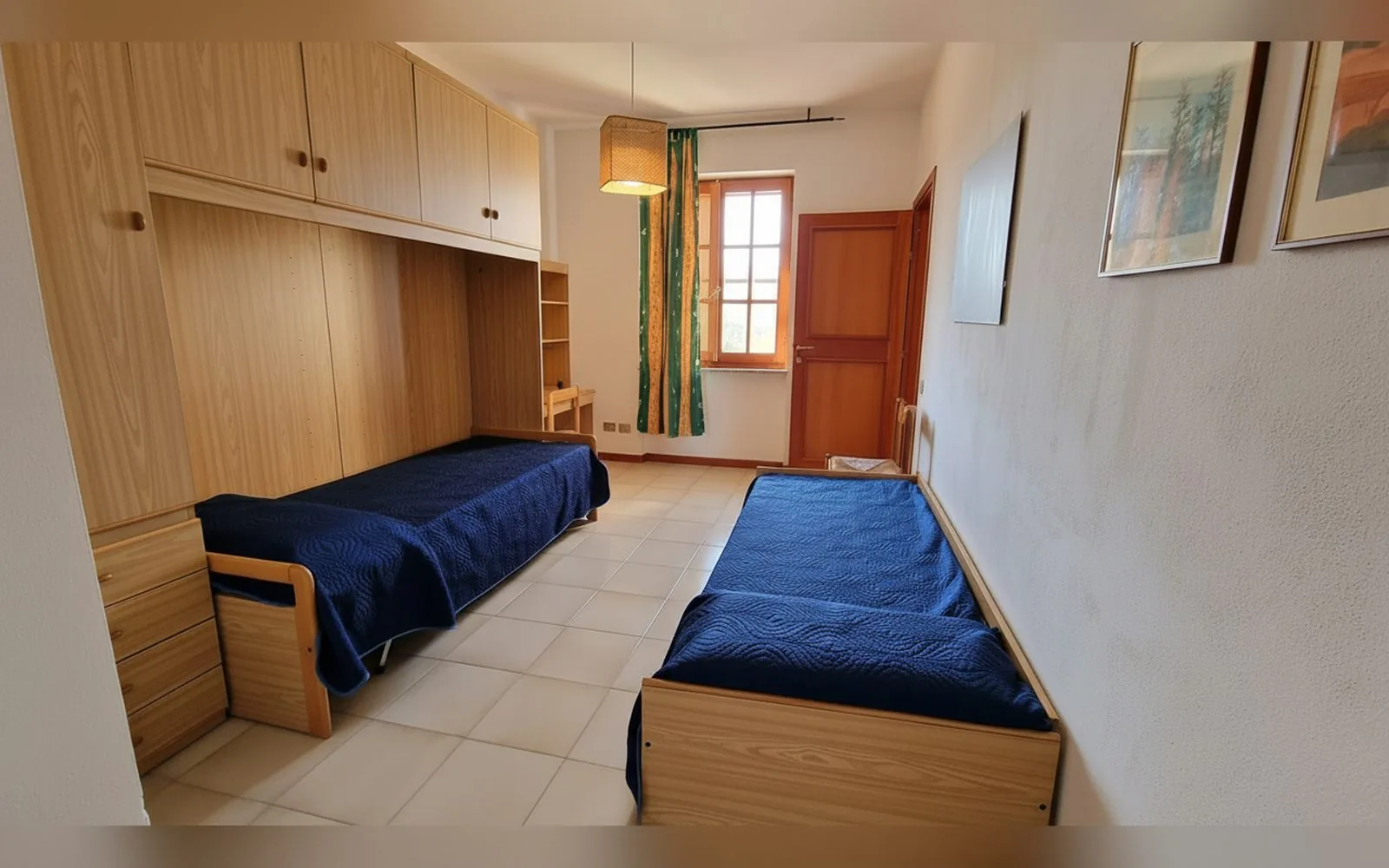 Villa Jolies, 
