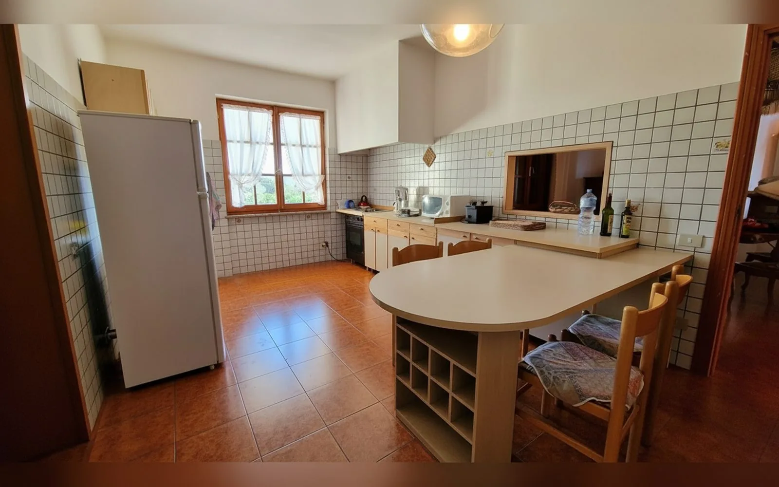 Villa Jolies, 