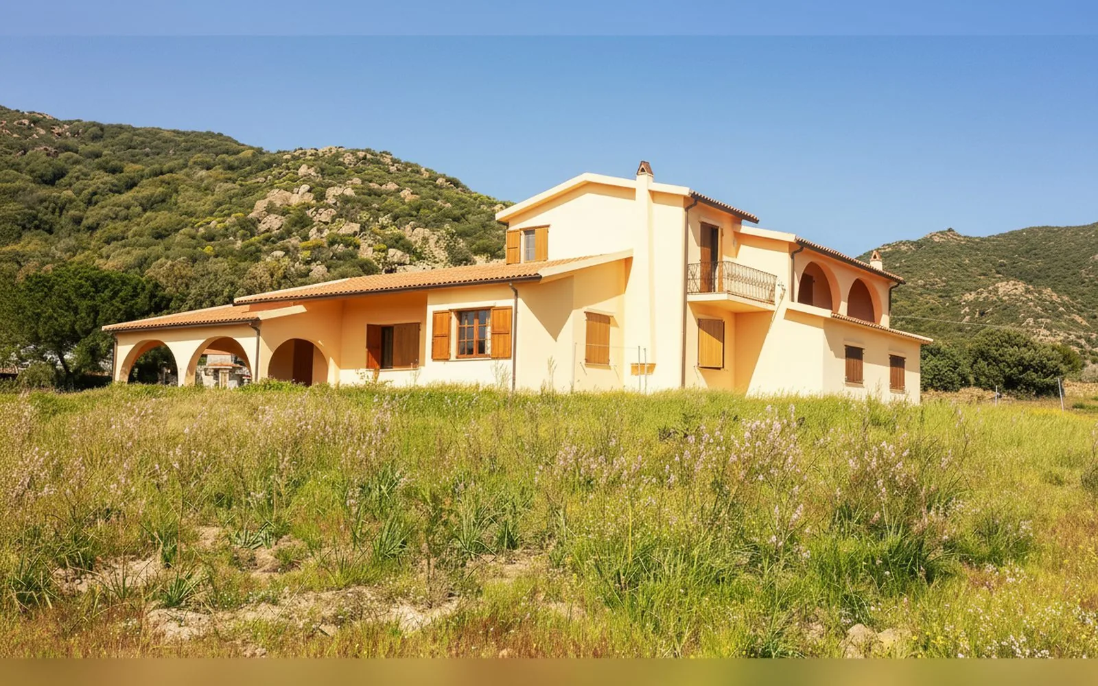 Villa Jolies, 